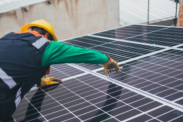 Découvrez les avantages du panneau solaire photovoltaïque